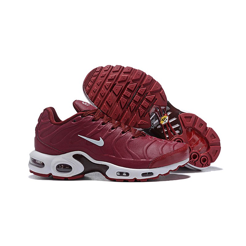 nike tn red and white