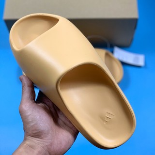 Adidas Yeezy SLIDE Bone White Unboxing Quick Review.