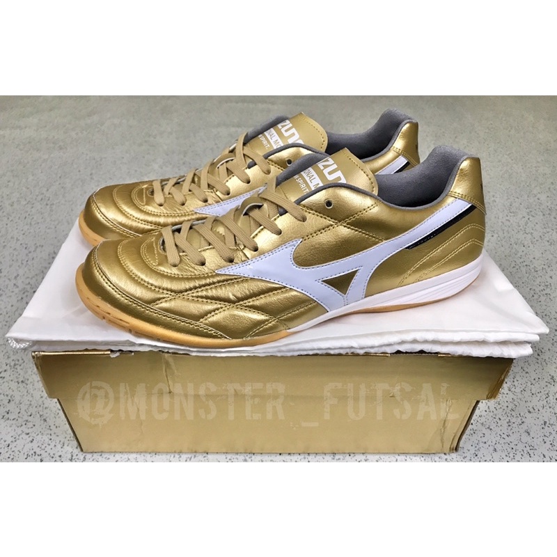 mizuno morelia professional model