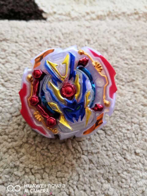 fausse toupie beyblade