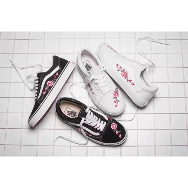 vans x roses