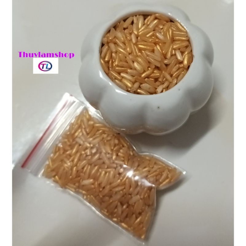 God of Wealth rice jars and golden rice jars activate good fortune