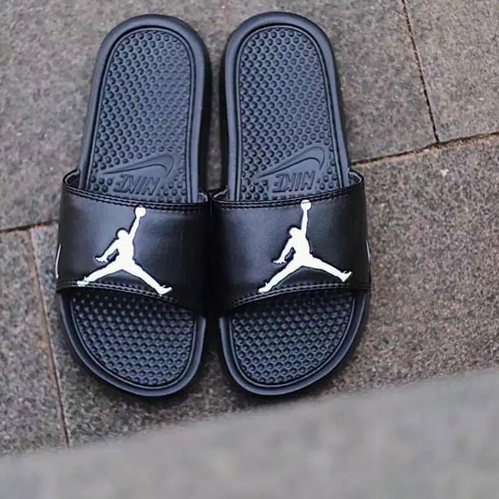 nike benassi jordan