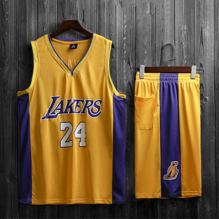 kobe basketball clothes