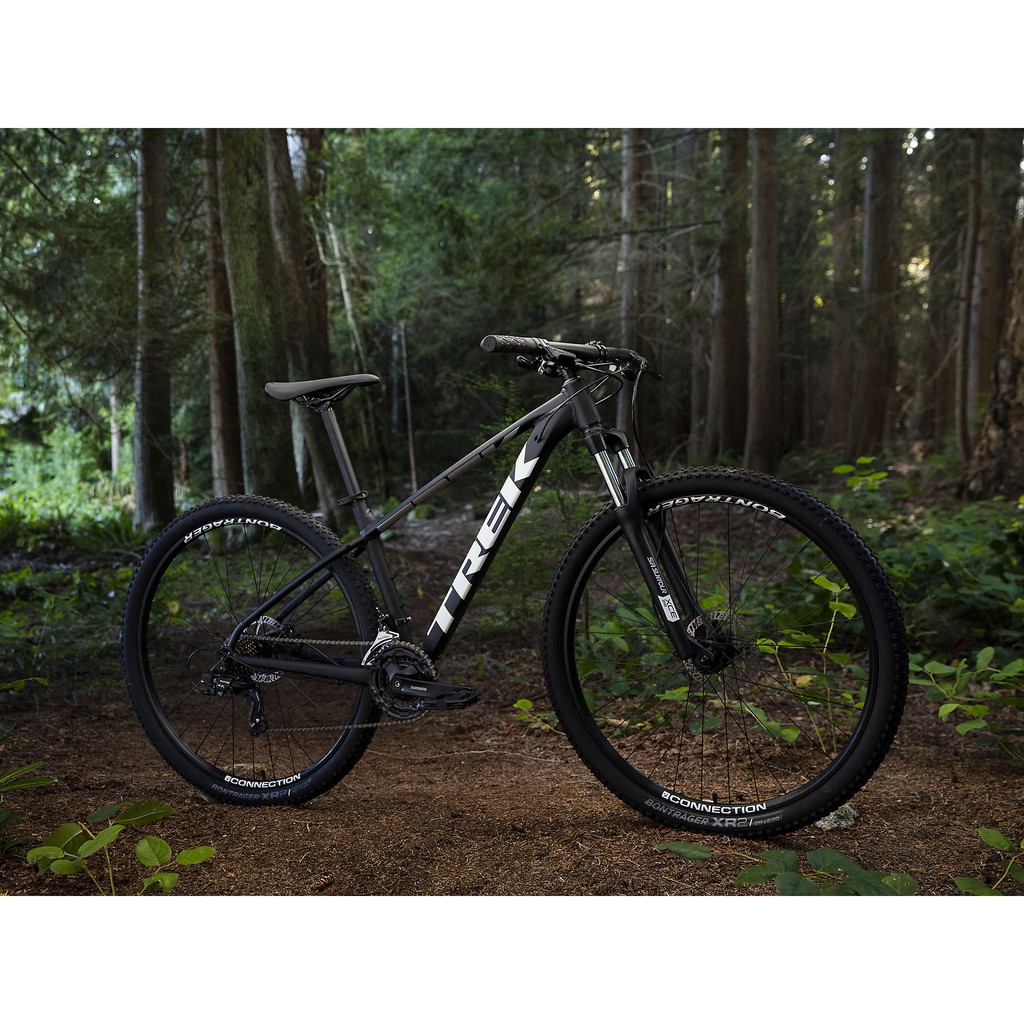 trek mountain bike black