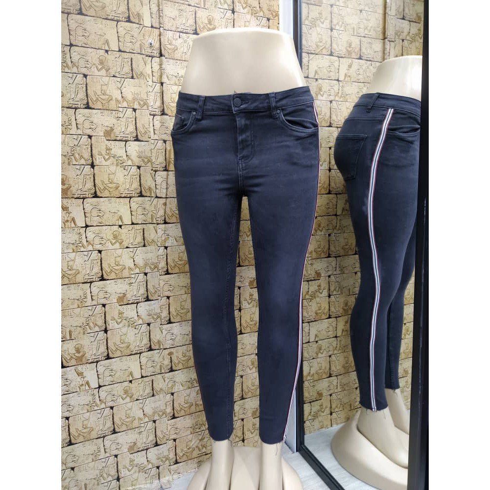 ladies jeans black colour