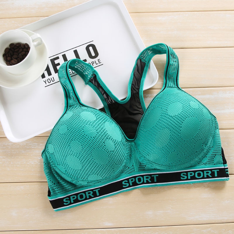 sports bra with cups