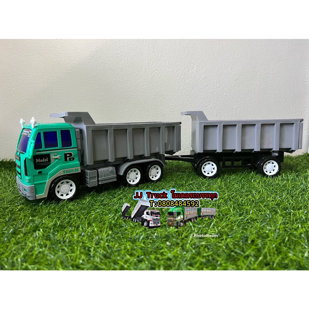 A Ten-Wheeler Trailer Truck 1:24 Scale Can Lift The Virtual Reality The Wheels Have Yard Move Backward. Plus 2 Michelin + Stickers