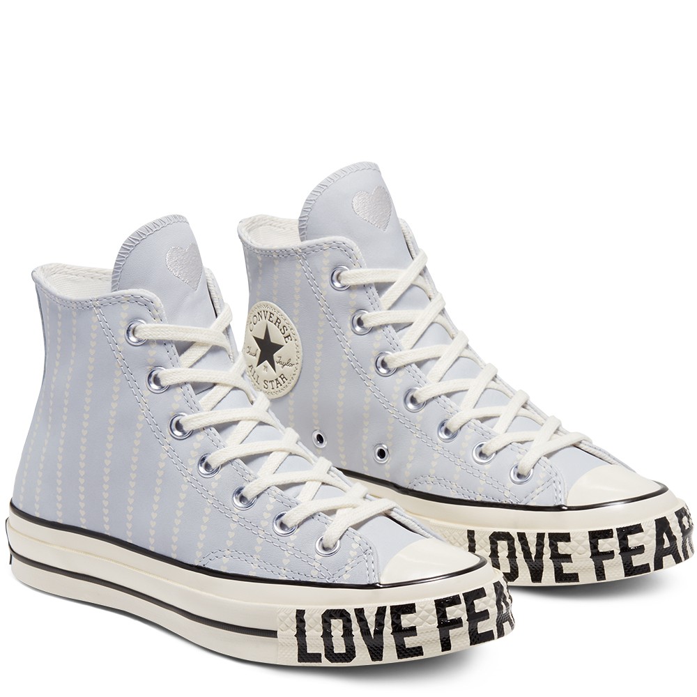 converse love fearlessly harga