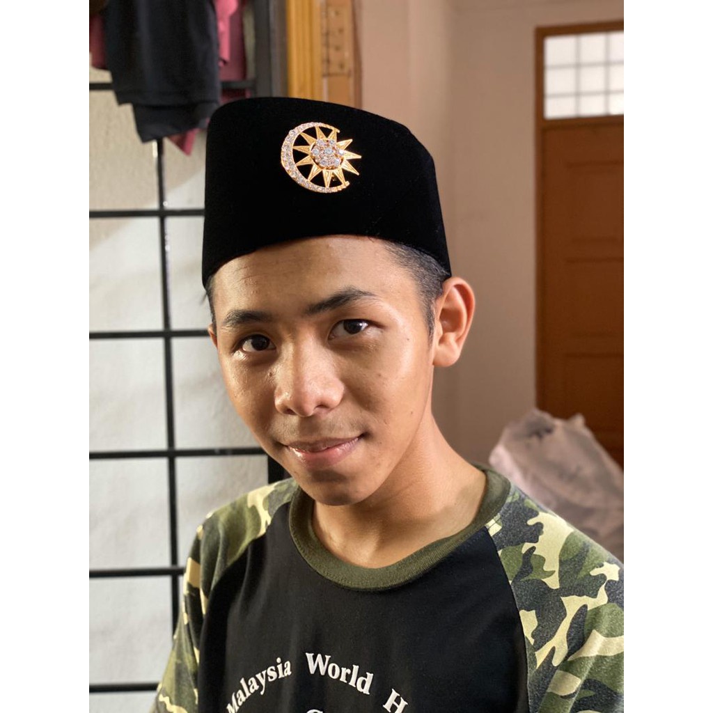 Dokoh Songkok dengan Batu Rhinestone/ kerongsang songkok kahwin,tunang ...