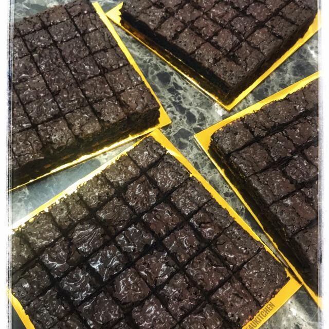 Brownies Sedap Padu Tak Manis Saiz 7 X 7 Inci Shopee Malaysia