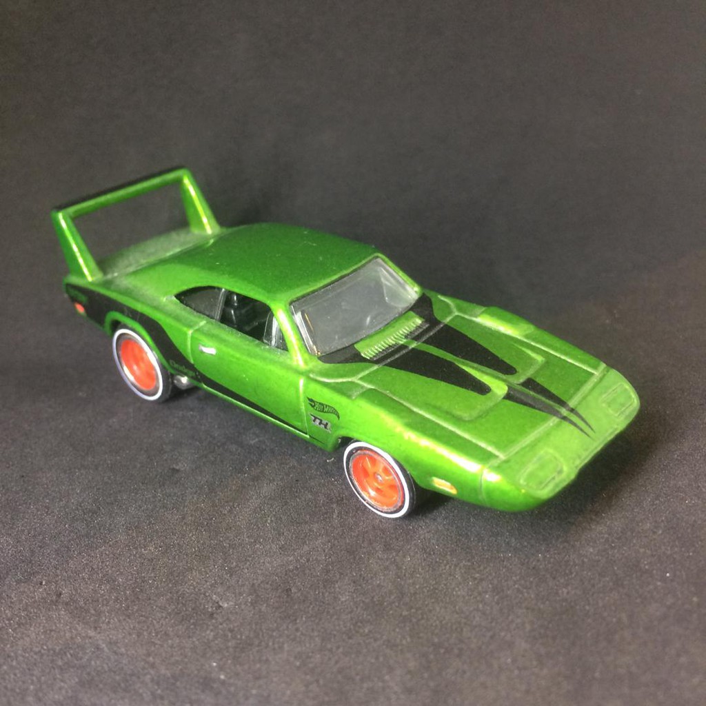 hot wheels daytona charger