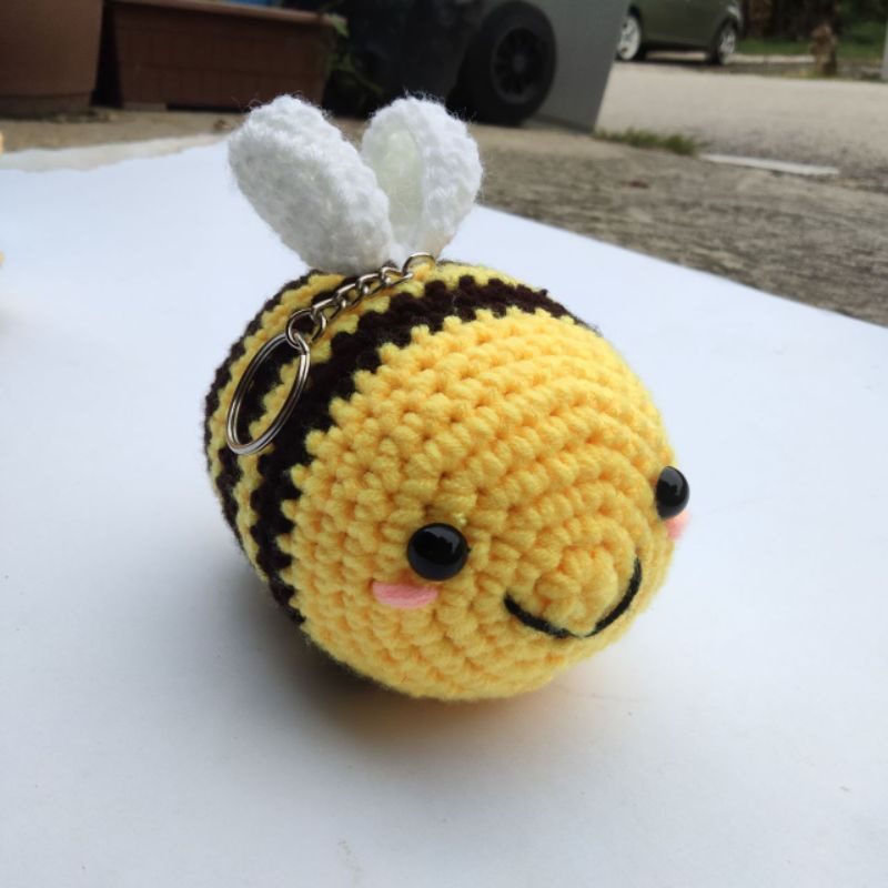 HANDMADE AMIGURUMI TOY PLUSHIE KEYCHAIN BEE LEBAH PATUNG MAINAN ...