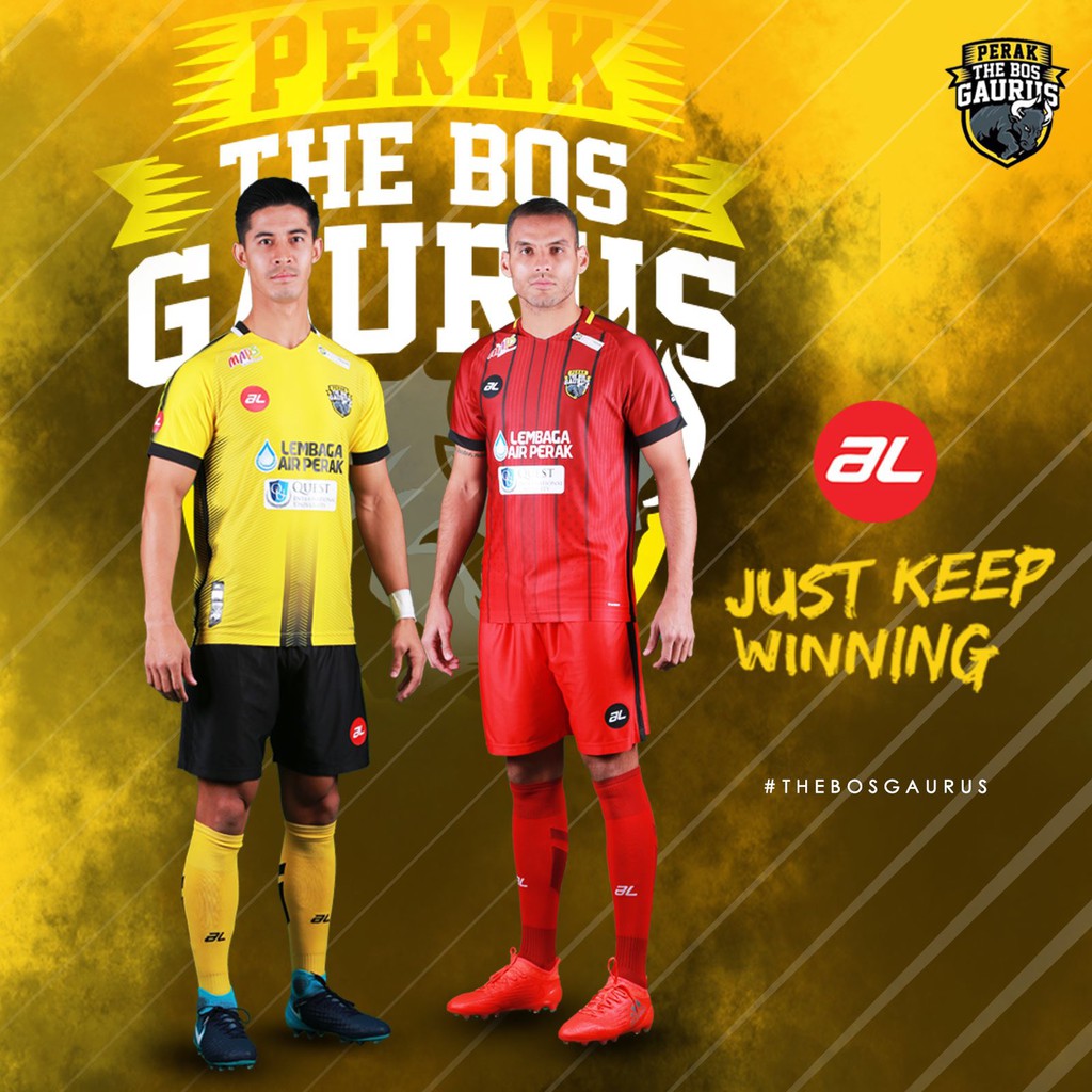 Baju Bola Perak 2018