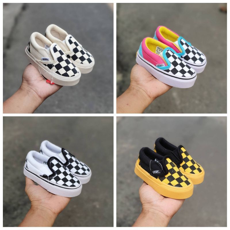 vans chess shoes