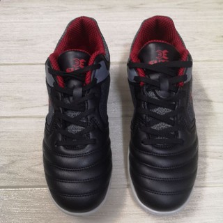 eutag futsal shoes