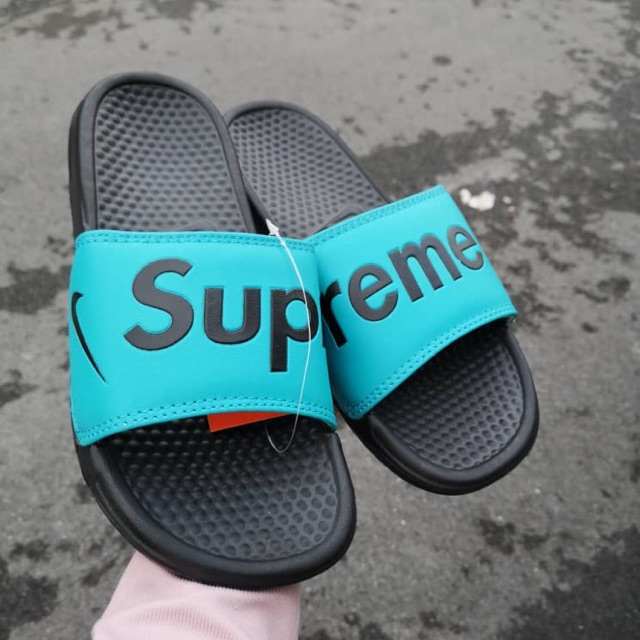 supreme nike slides