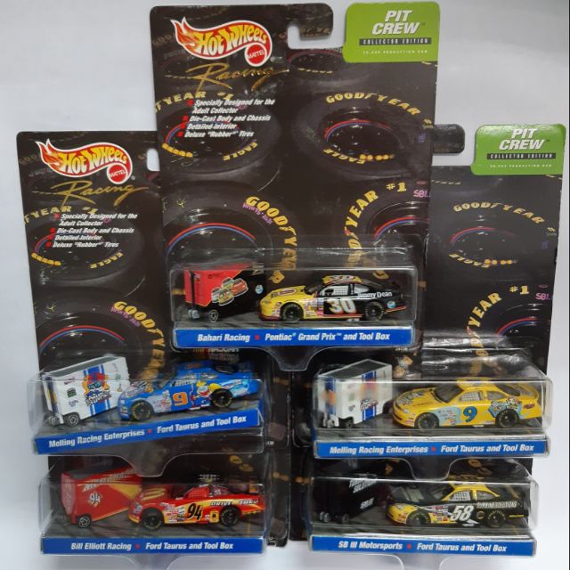 HOT WHEELS Racing Pit Crew CE Wave #1