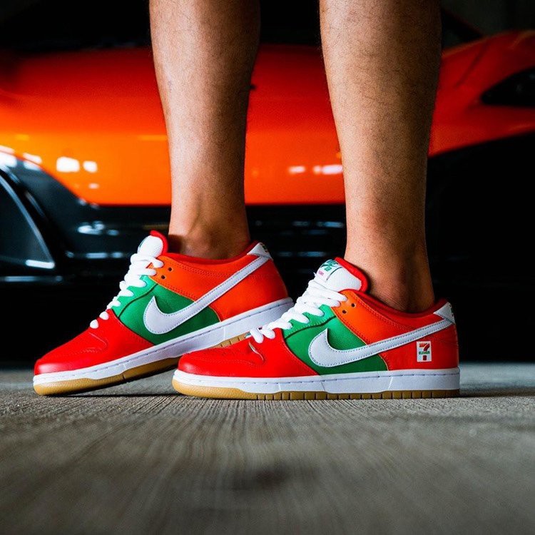 7 eleven nike sb dunk