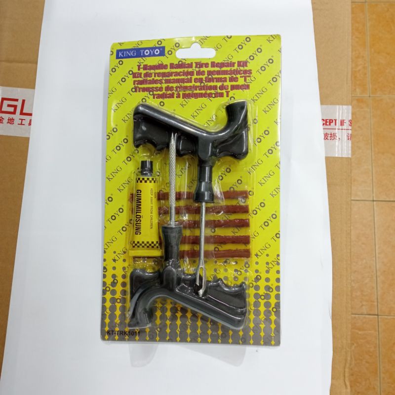 DELUXE TIRE PLUG KIT FIR ALL REDIAL AND STEEL BELTED TIRES KTTRK1011