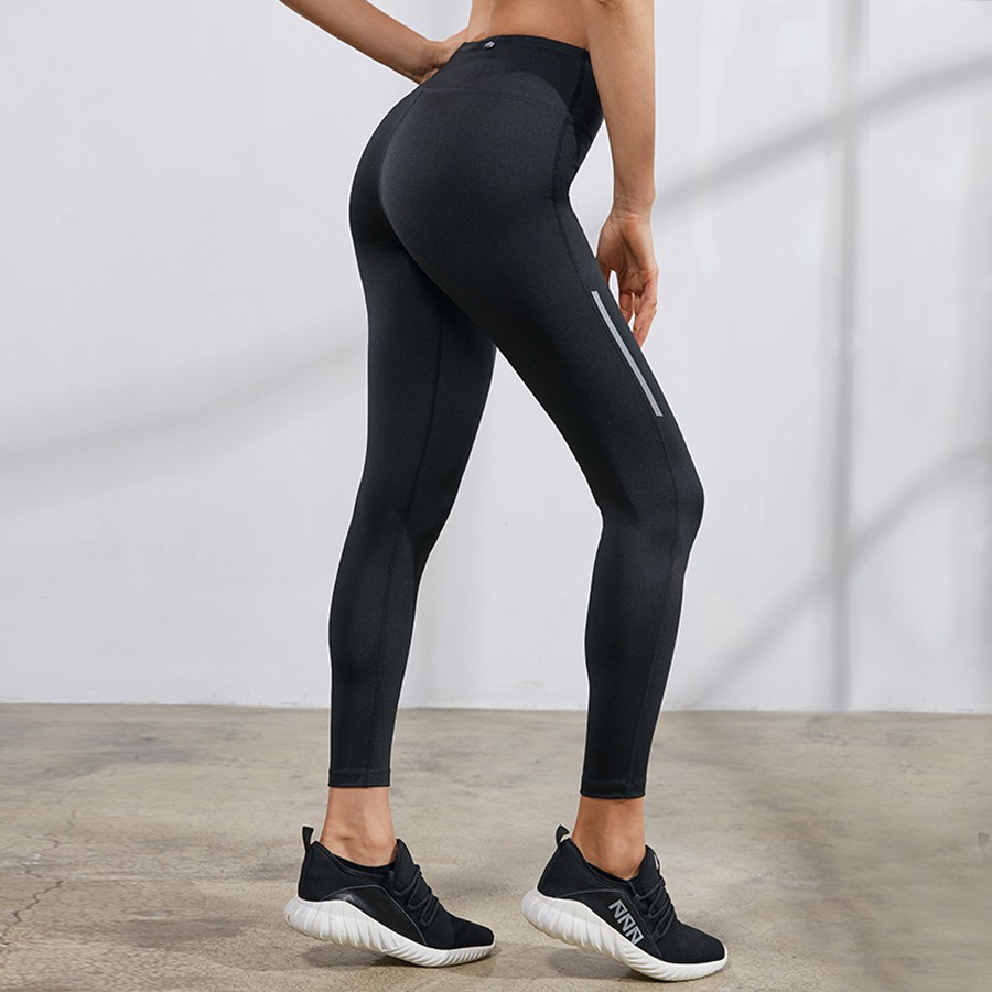 workout leggings with zipper pockets