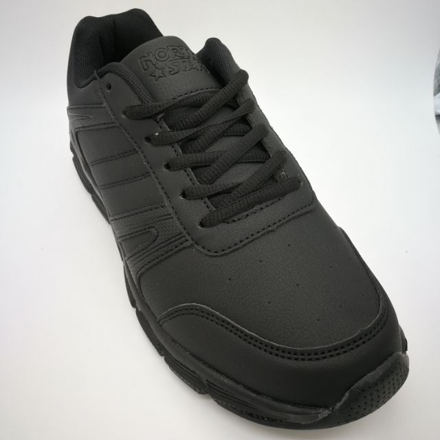 full black sports shoes