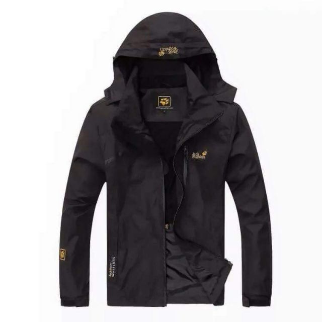 jack wolfskin windbreaker