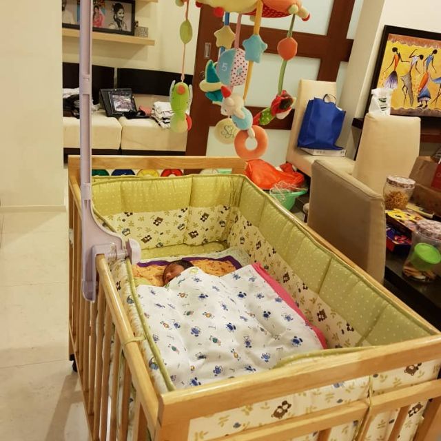 preloved baby crib