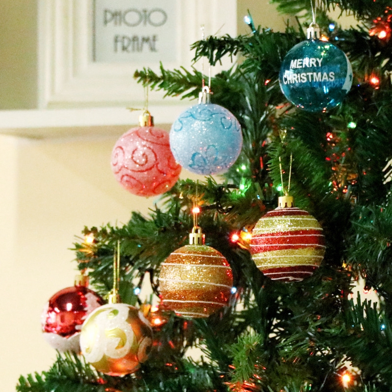 ball ball christmas tree