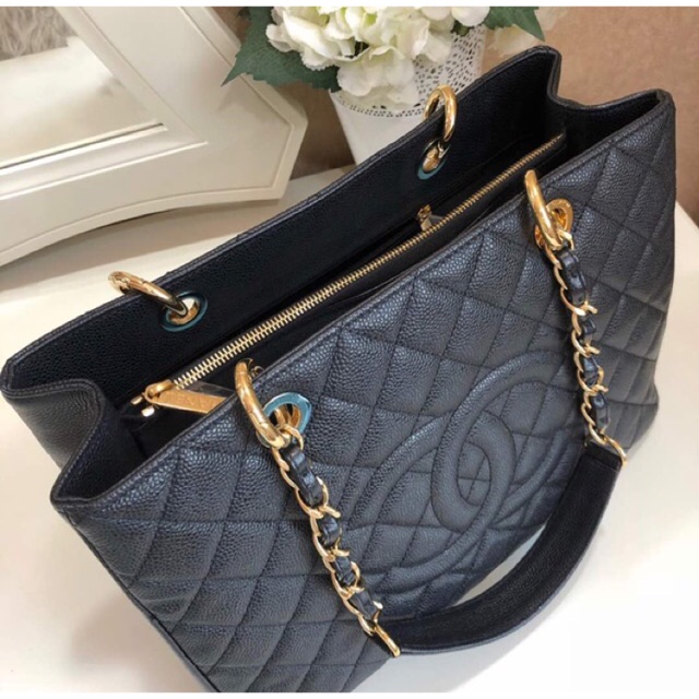 chanel shopping bag price