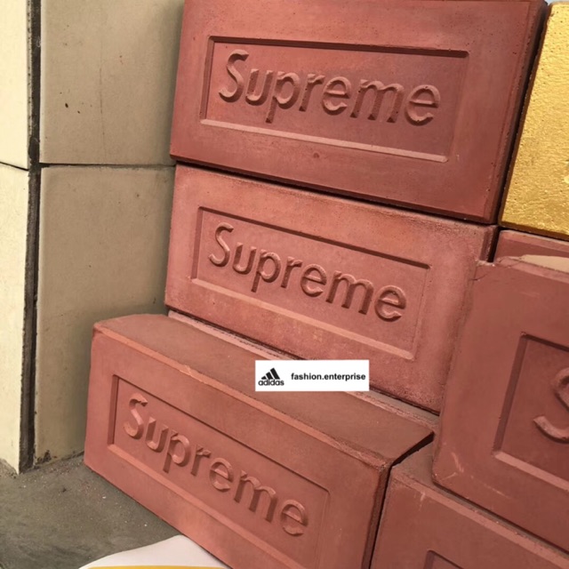 supreme 16FW Clay Brick