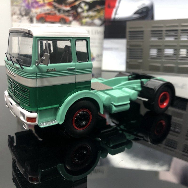 ixo model trucks