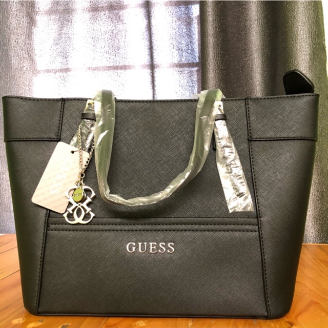 guess pouch bag