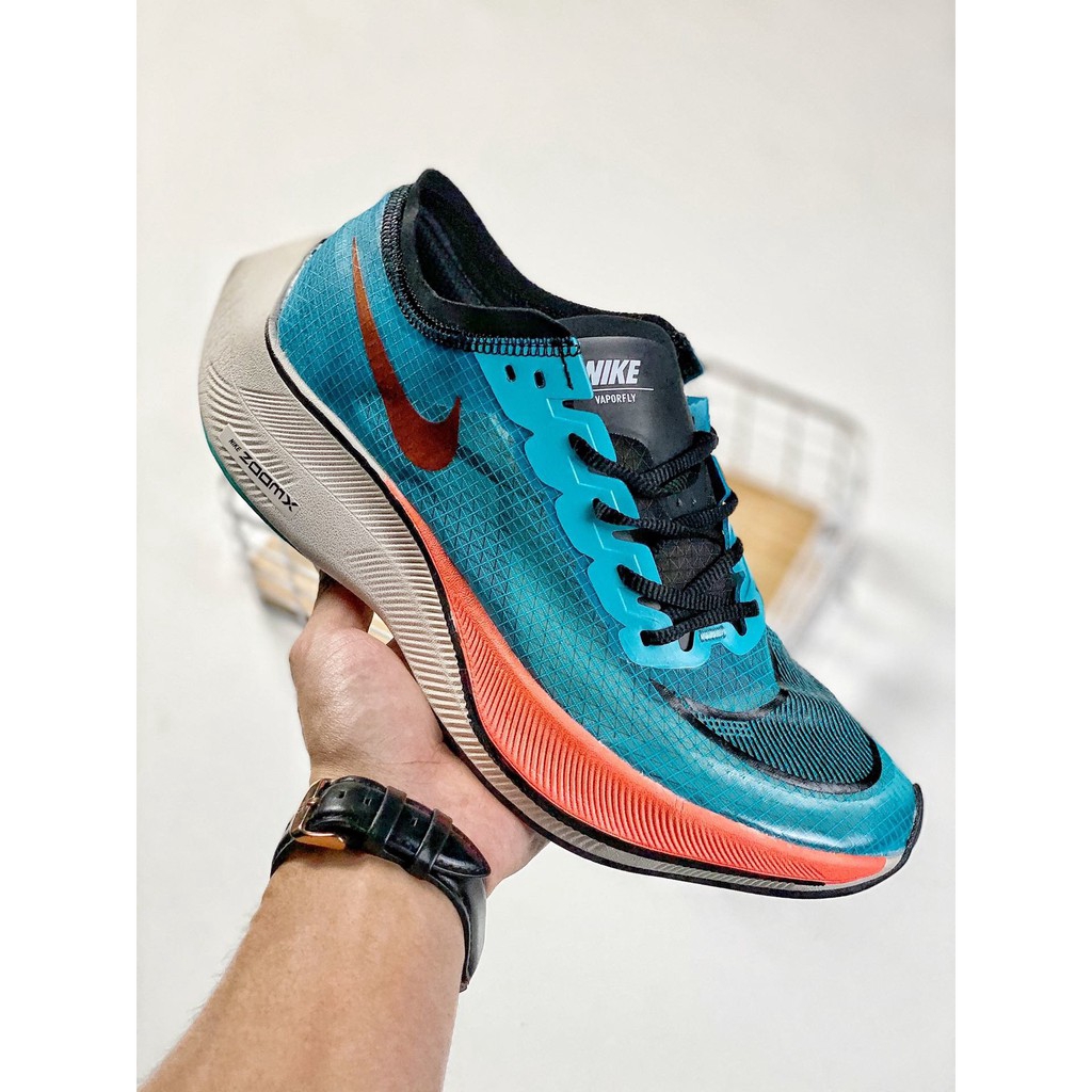 nike vaporfly sportsshoes