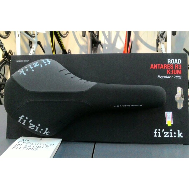 fizik antares r3 kium rail road saddle