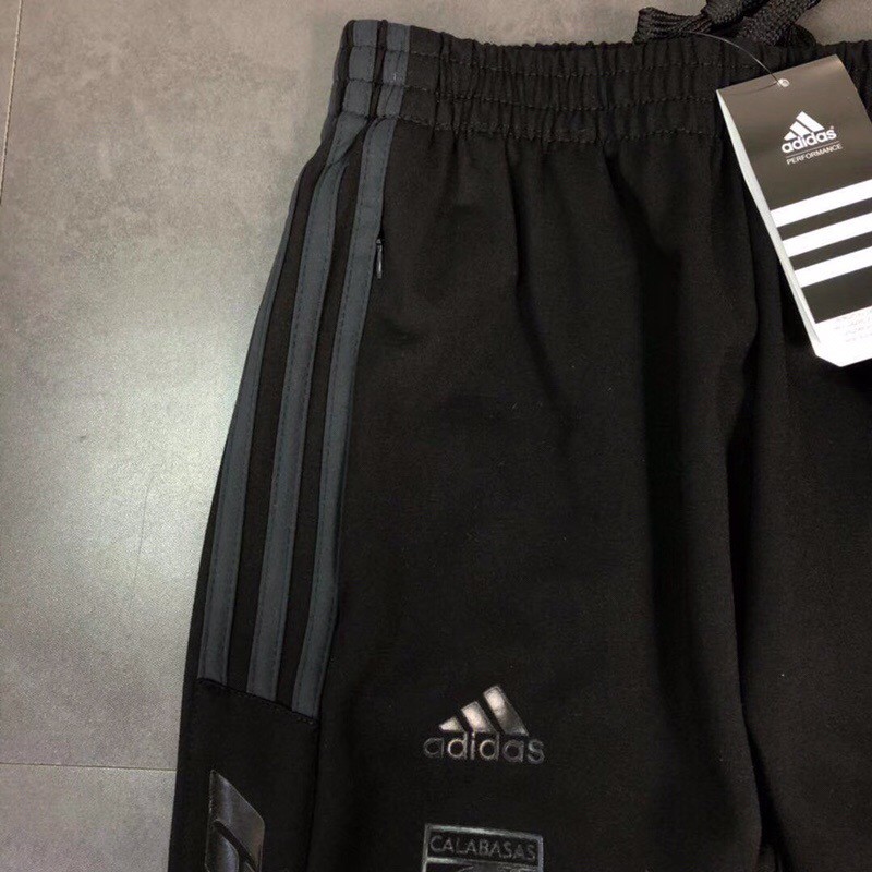 calça adidas calabasas