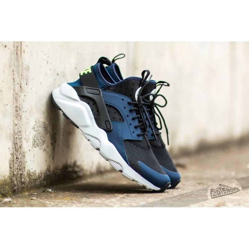nike air huarache navy