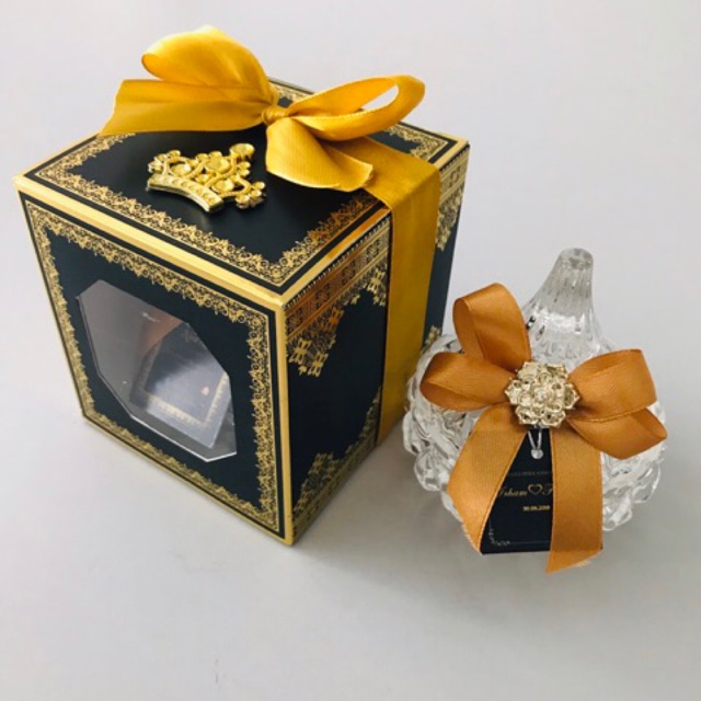 Doorgift Kisses Jar Black Gold Box Packaging Gift Vip (Minimum order 10 ...