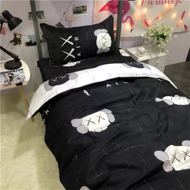 Fashion Quality Kaws Supreme Smile Face Bed Sheet Quilt Cover Pillow