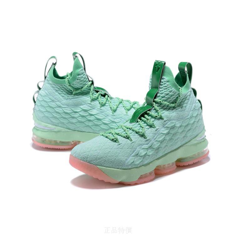 mint green nike basketball shoes