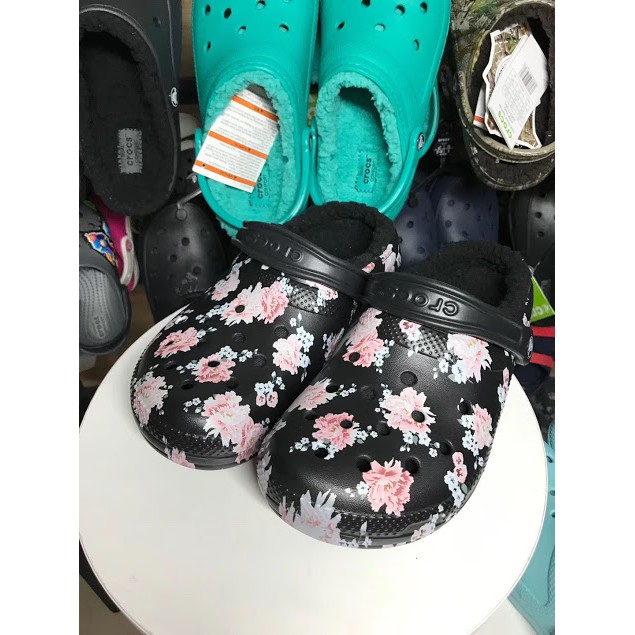 crocs flowers