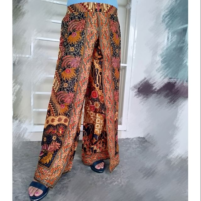 Seluar Skirt Palazzo Batik Viral | Shopee Malaysia