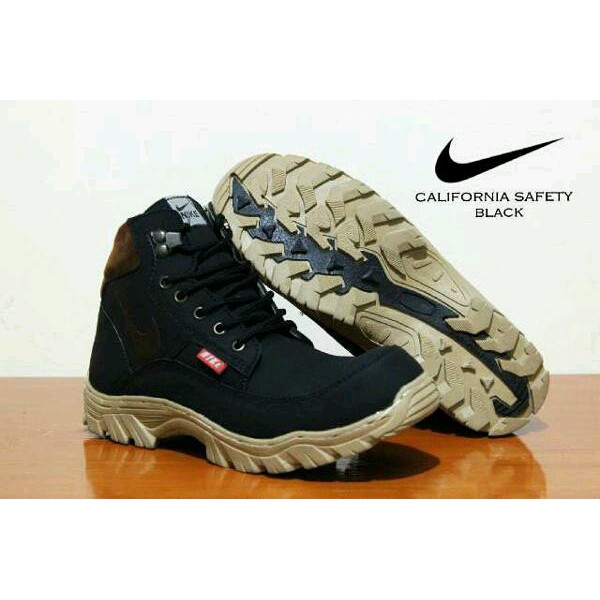 nike safety shoes canada
