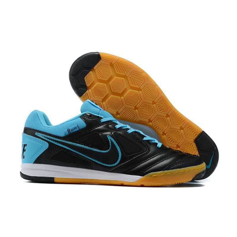 kasut futsal nike gato