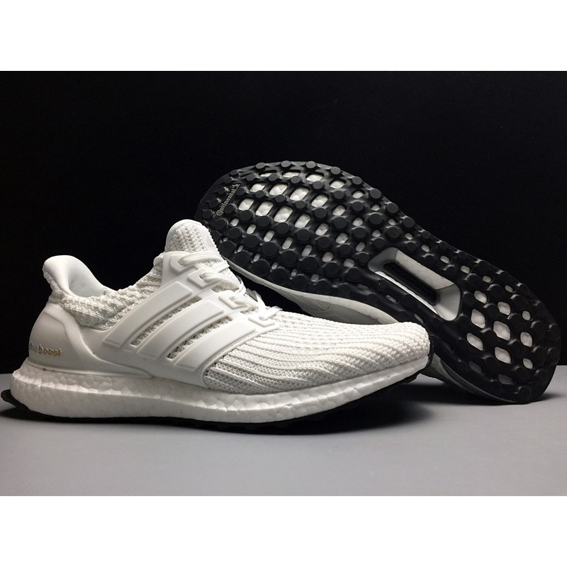 ultra boost 4.0 triple white