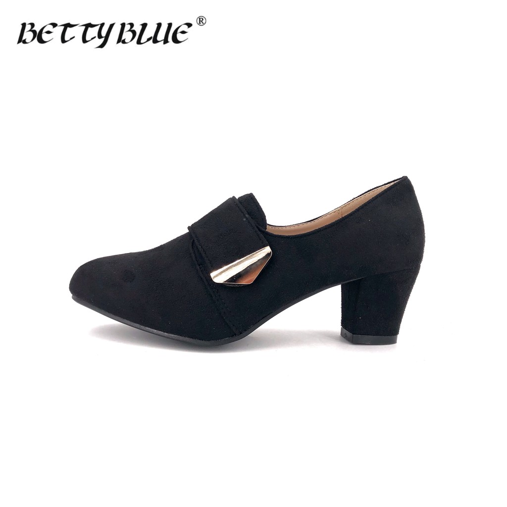 ladies suede court shoes