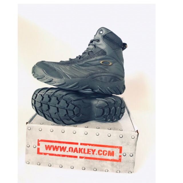 Descubrir 93+ imagen oakley duty boots - Thptnganamst.edu.vn