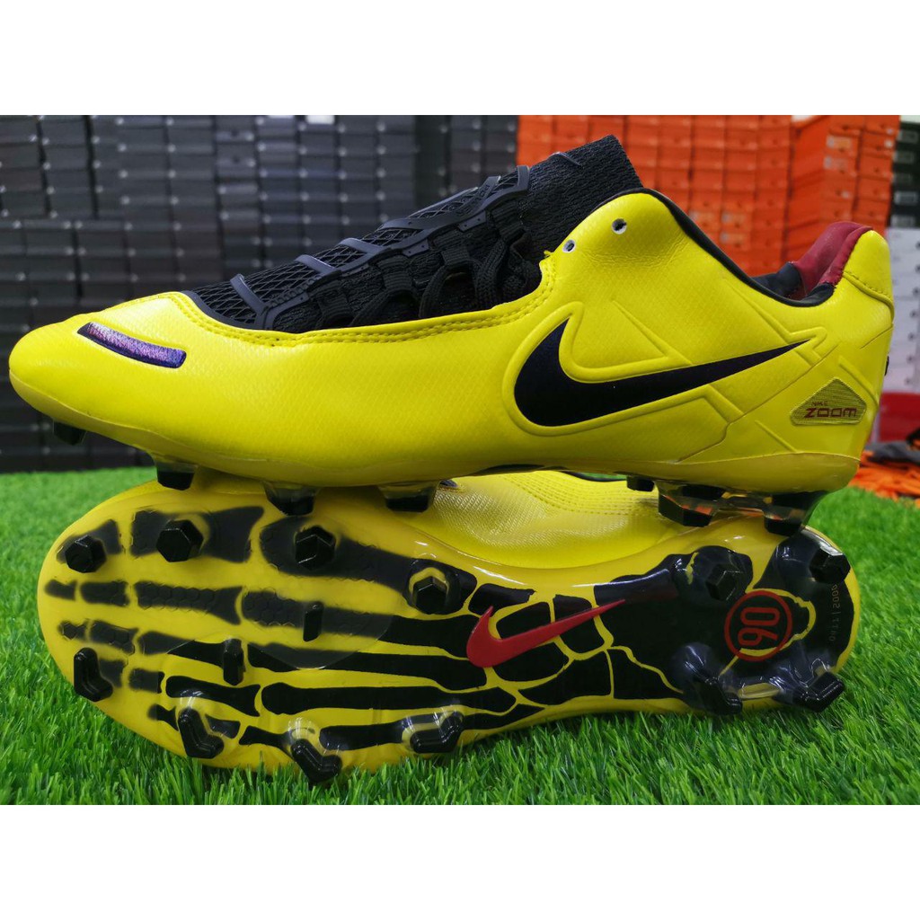 nike t90 studs