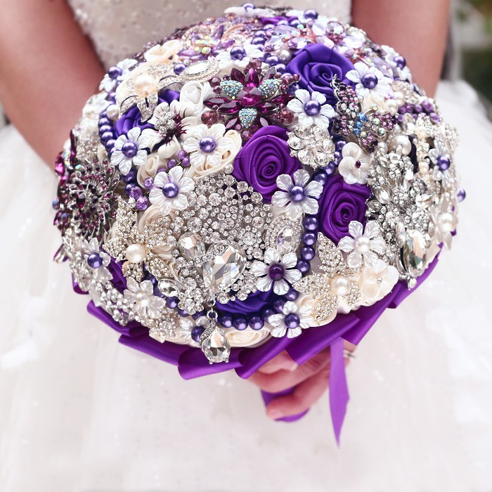 jewelry brooch bouquet