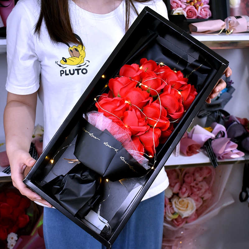 Soap Flower Big Rose Bouquet Gift Box Valentine S Day Girlfriend Shopee Malaysia